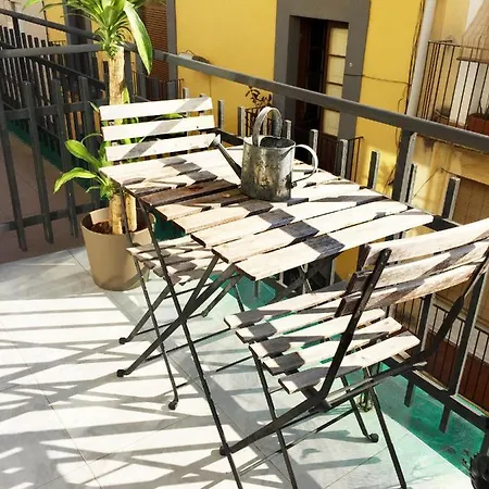 Moderno En El Centro Apartment *